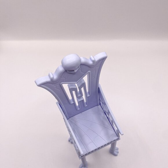 Monster High High-Back Chair Accessory – Lavender “MH” Throne - Free with Doll - Picture 3 of 5